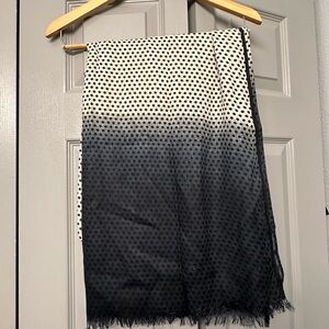 Collectioneighteen Stylish Black and White Gradient Scarf